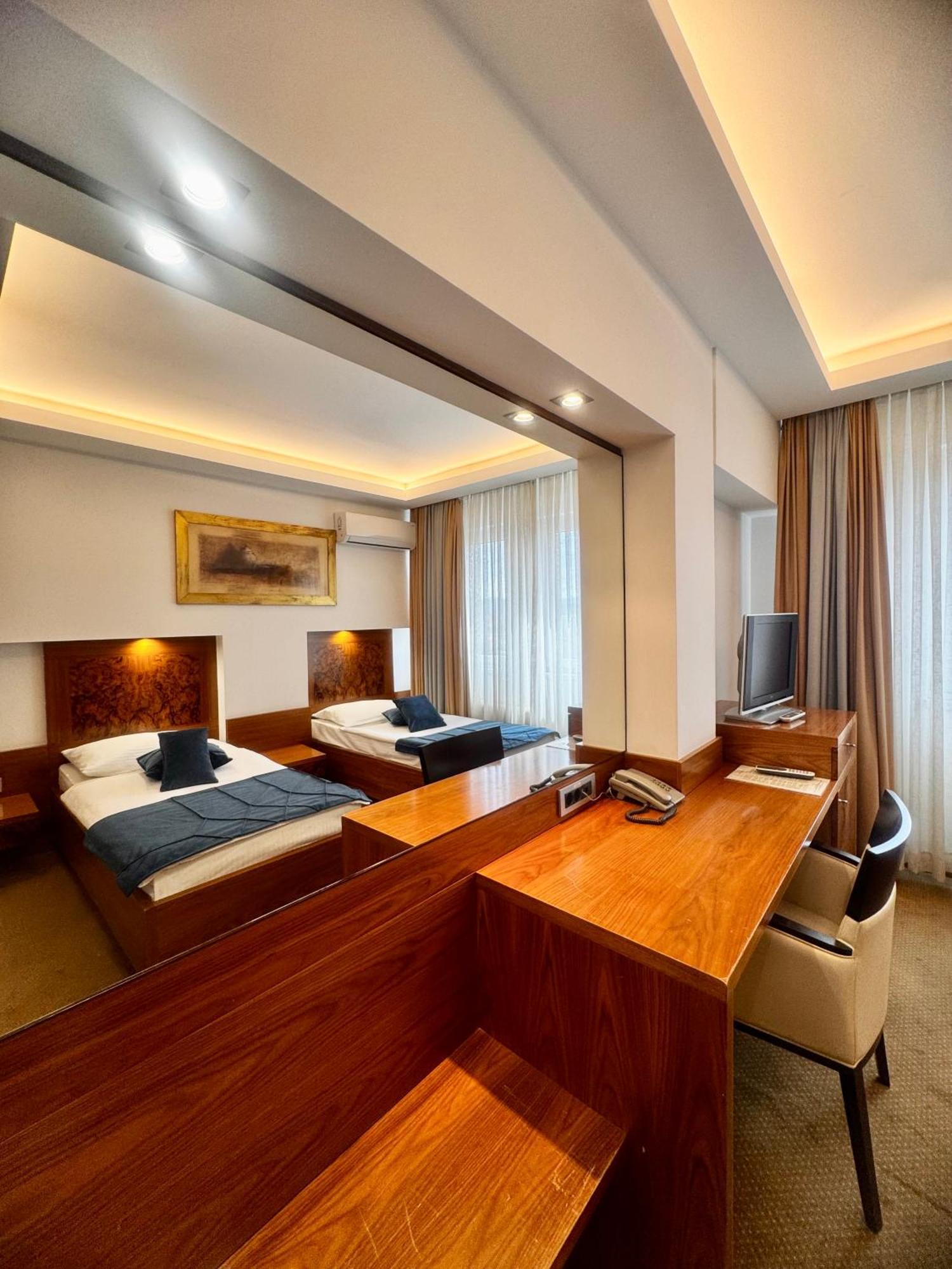 Hotel Exclusive Сараево Экстерьер фото