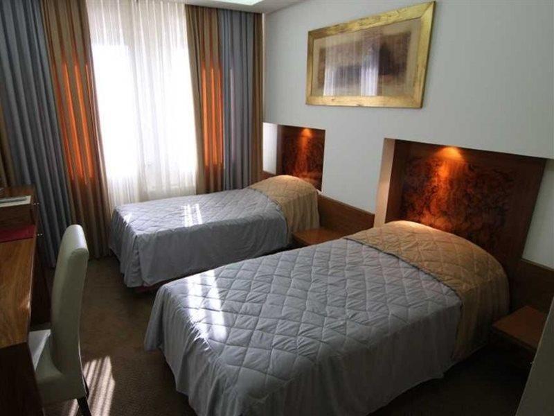 Hotel Exclusive Сараево Экстерьер фото