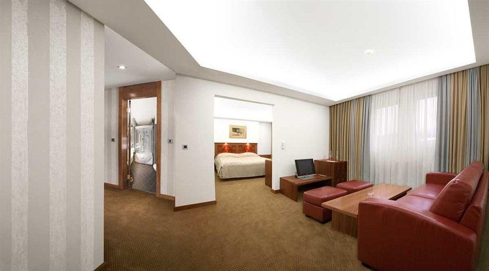 Hotel Exclusive Сараево Экстерьер фото