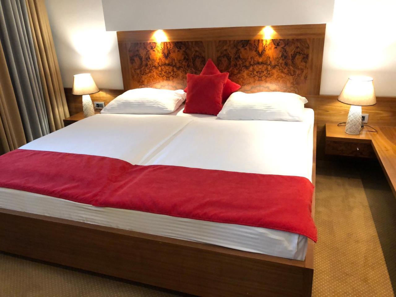 Hotel Exclusive Сараево Экстерьер фото